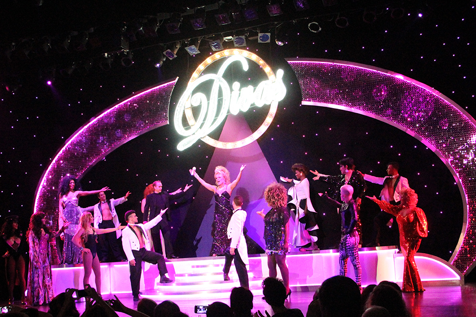 Divas, 25,000th Show | Las Vegas, Nevada