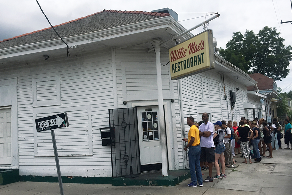Fried Chicken at Willie Mae's | New Orleans, Louisiana