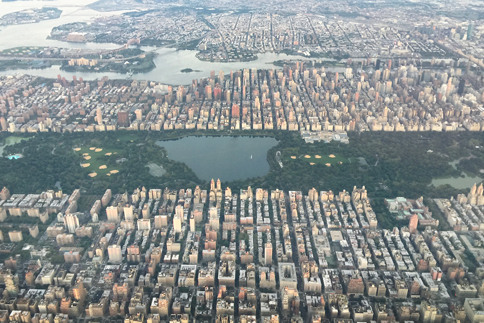 Jetting over Manhattan | In the Air