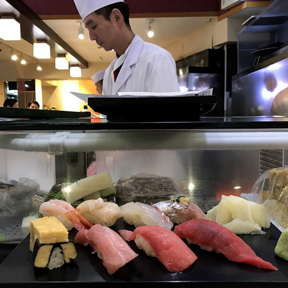 Early Breakfast at Sushi Zanmai | Tokyo, Japan